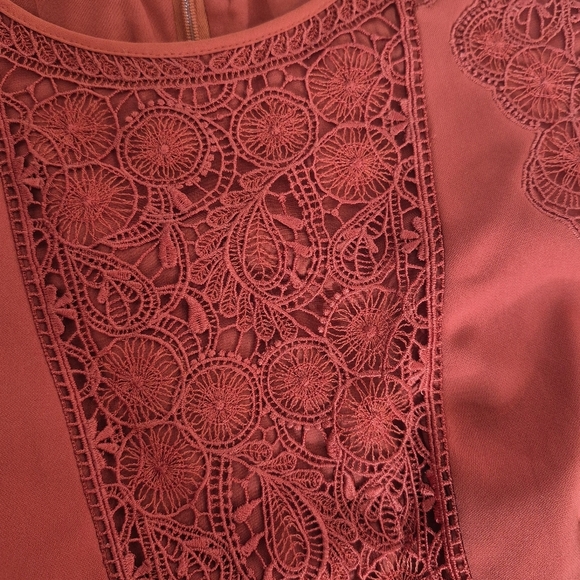 Karen Millen Sleeveless Bodycon Midi Dress w/Crochet Front/Back Inlay - Size 4 - Picture 7 of 13